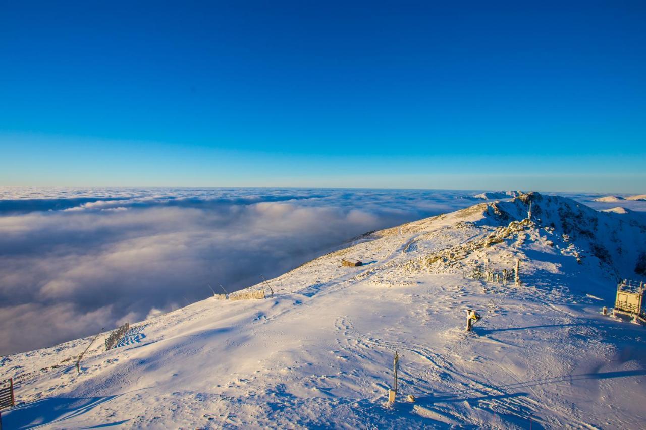 Ski & Sun B9 Липтовски-Микулаш Экстерьер фото